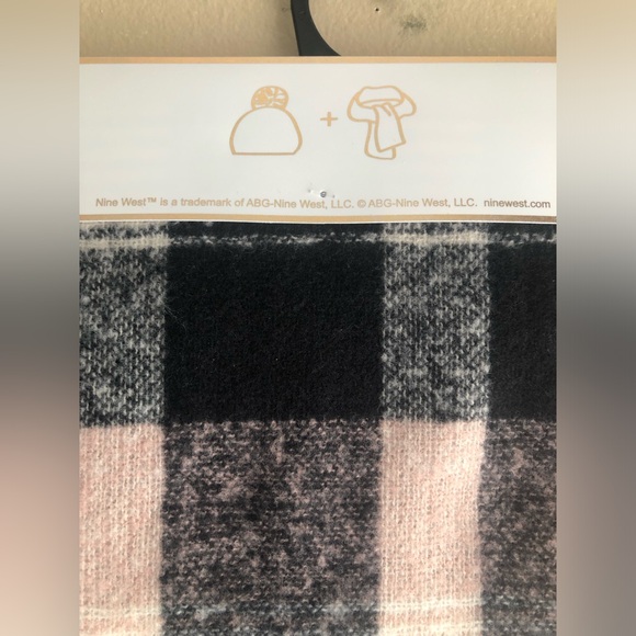 New Nine West Women Multi Colors Scarf - Picture 4 of 4